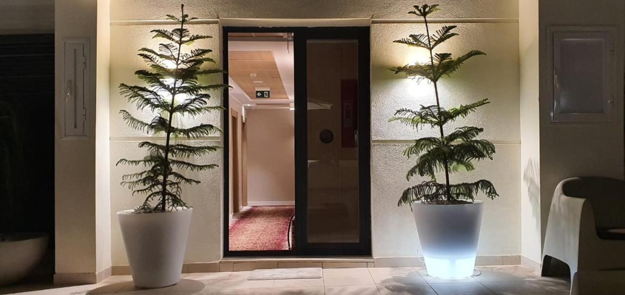 Ibiris Hotel Оран Екстериор снимка